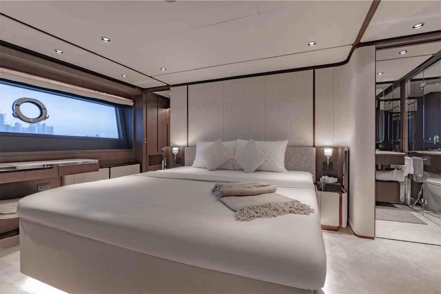 Yacht gallery image