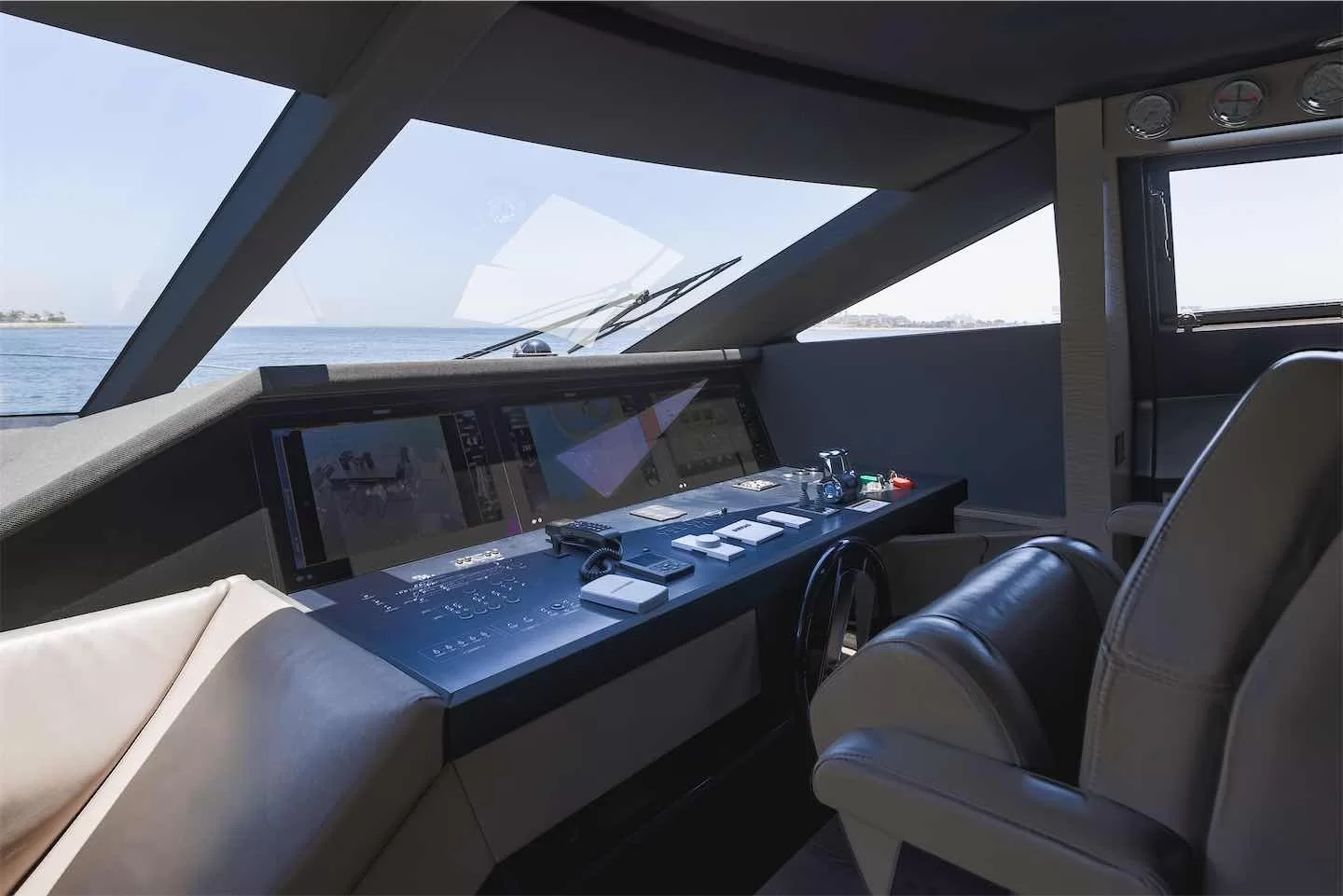 Yacht gallery image