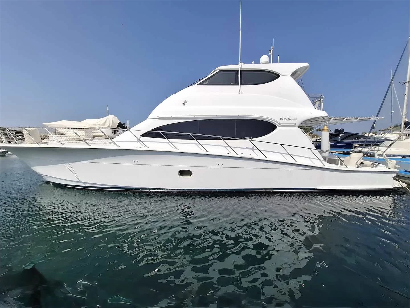 Yacht gallery image