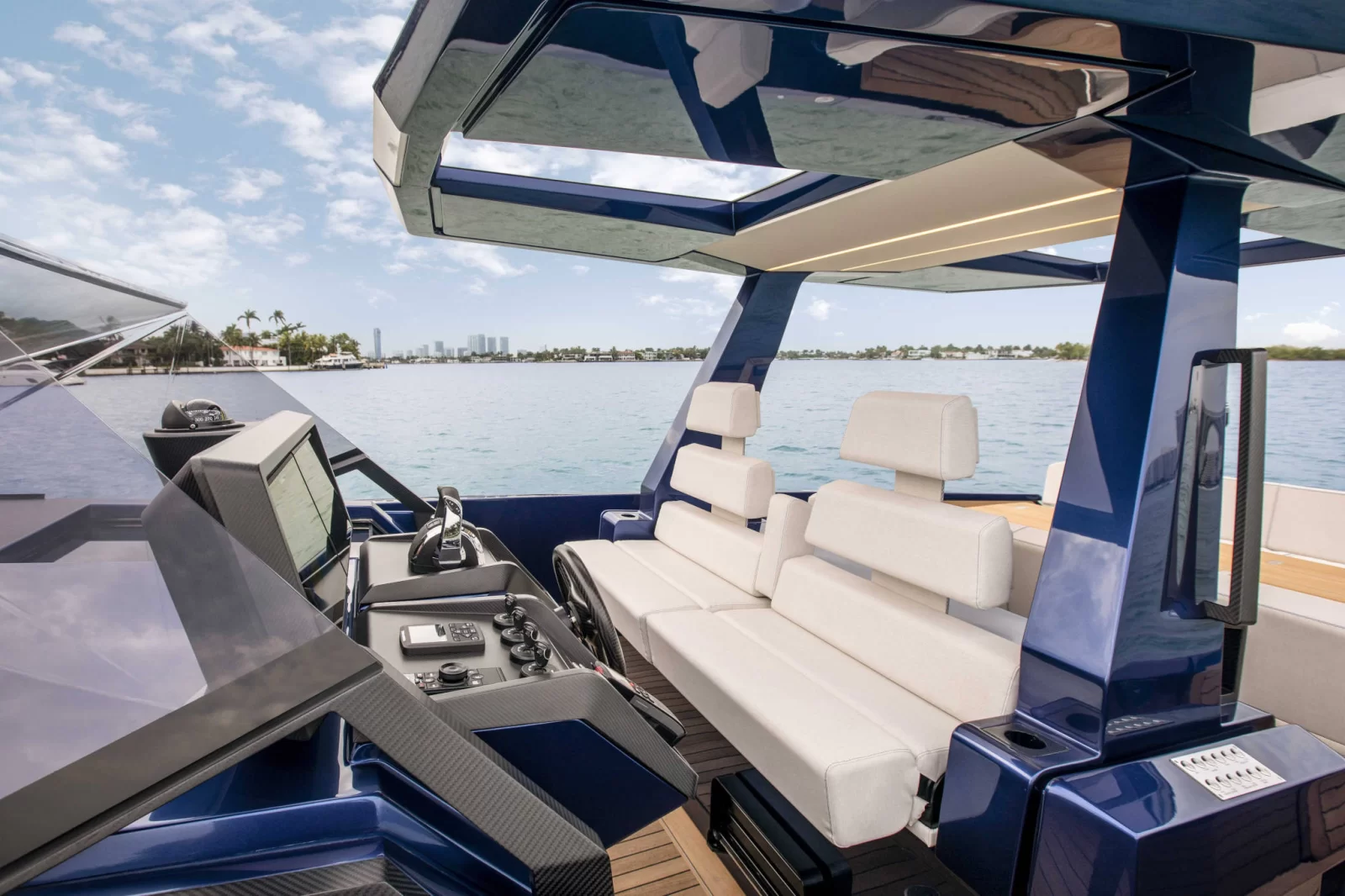 Yacht gallery image