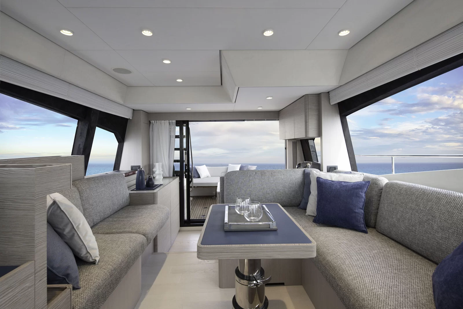 Yacht gallery image
