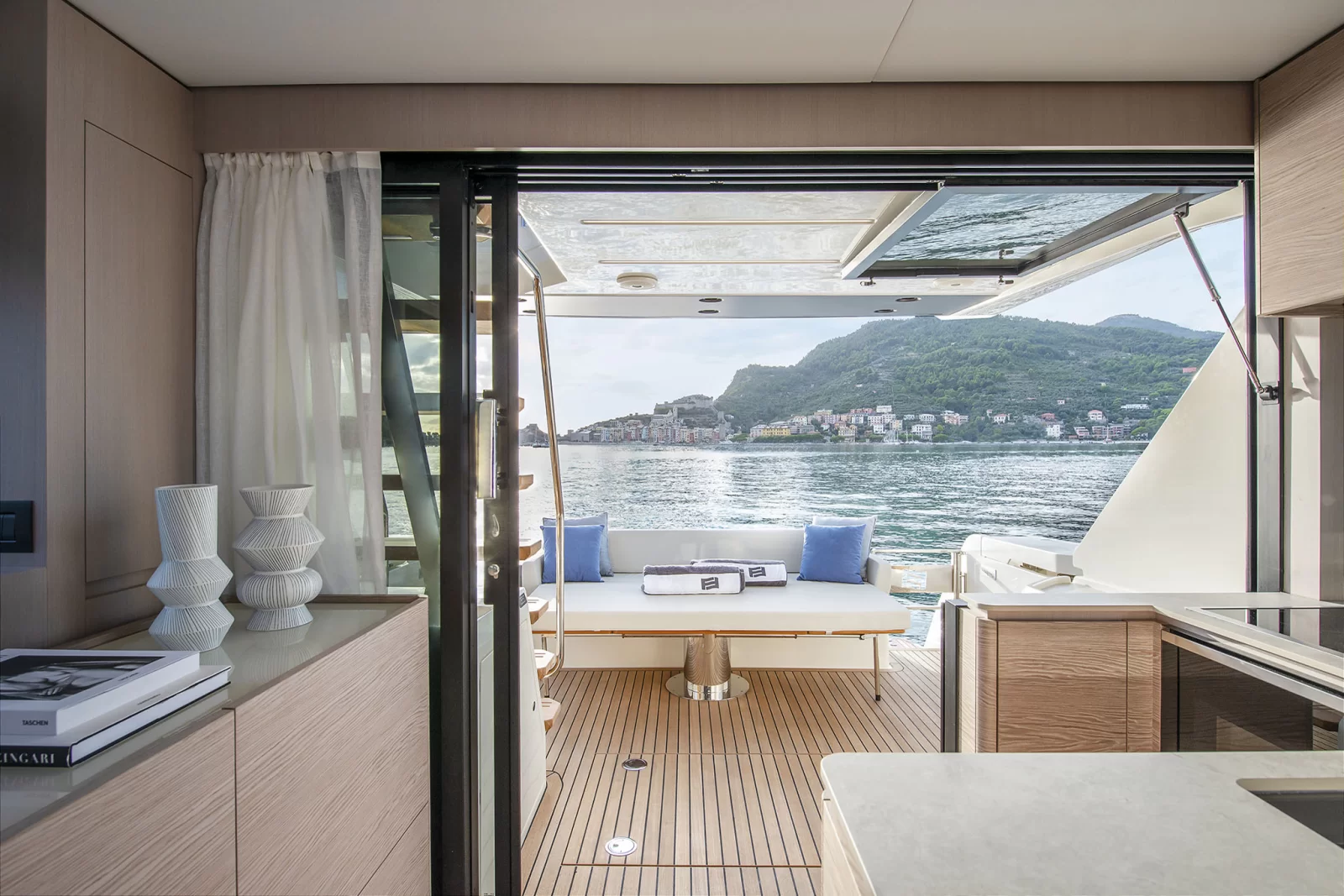 Yacht gallery image