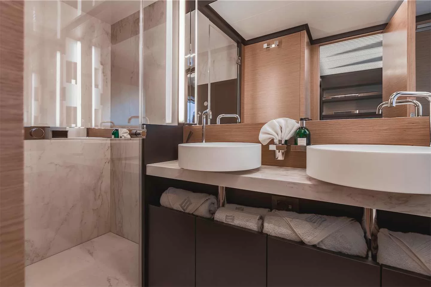 Yacht gallery image