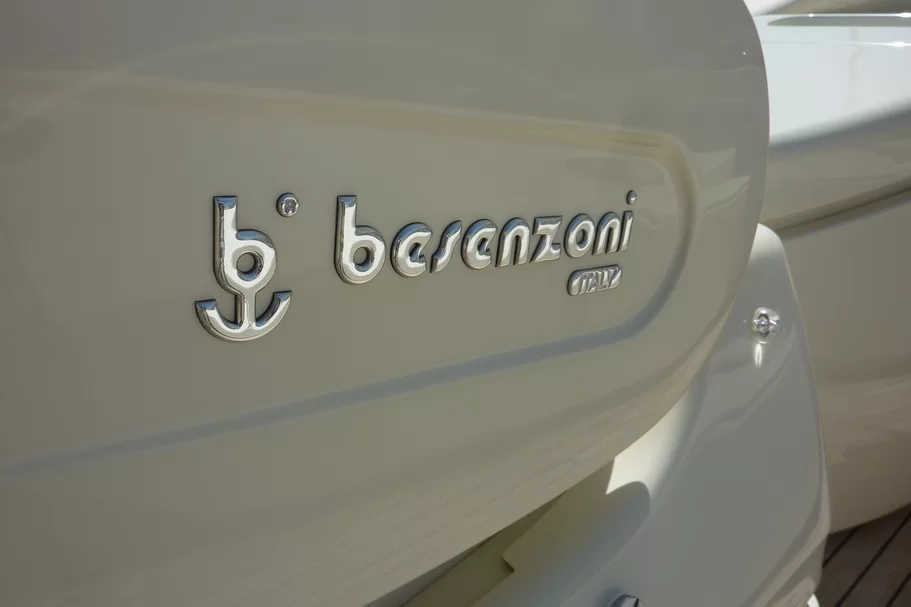 Yacht gallery image
