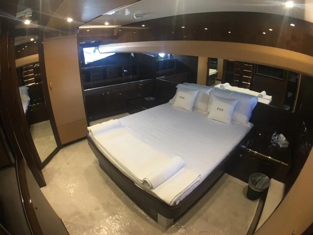 Yacht gallery image