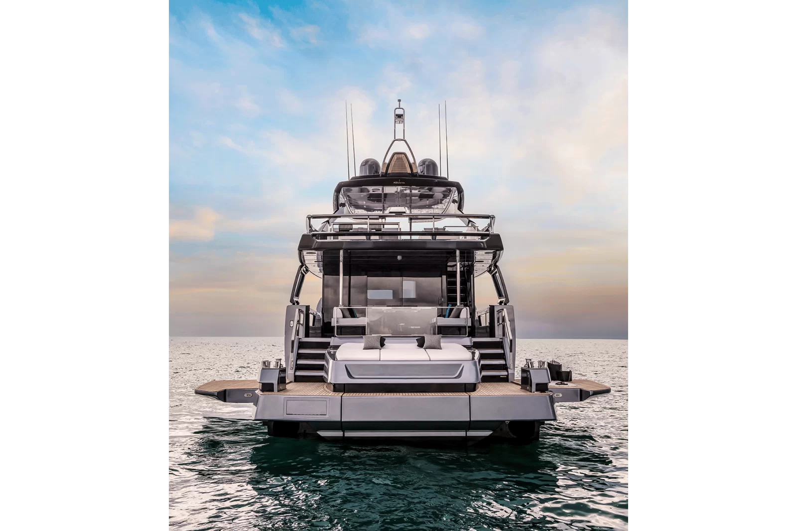 Yacht gallery image