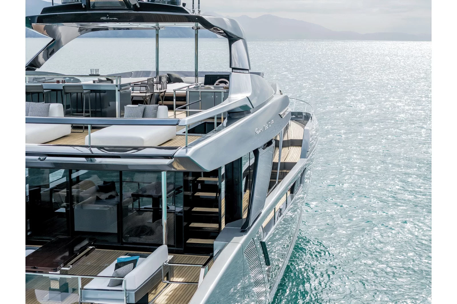 Yacht gallery image