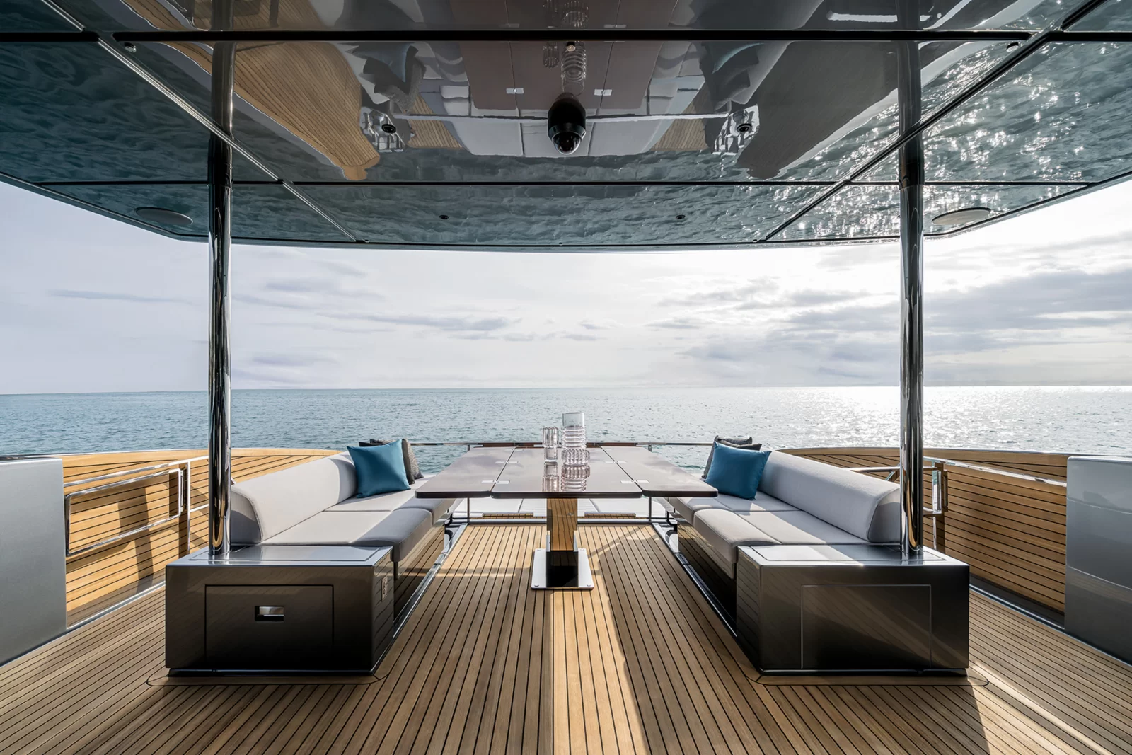 Yacht gallery image