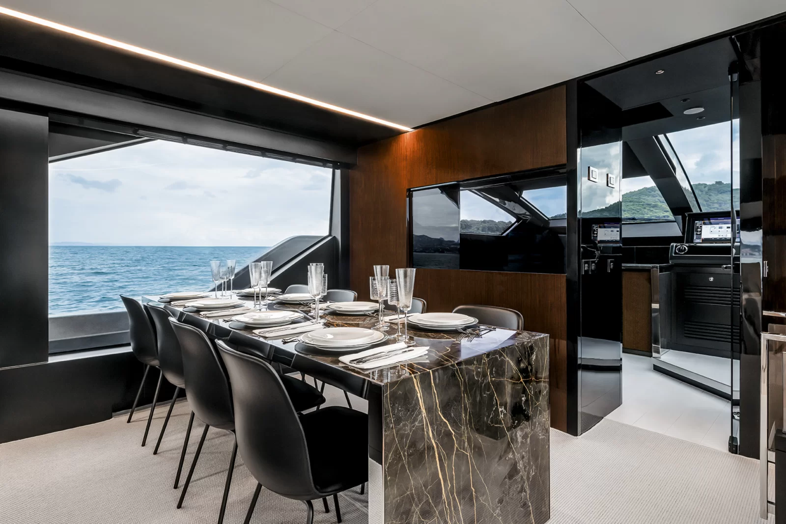 Yacht gallery image