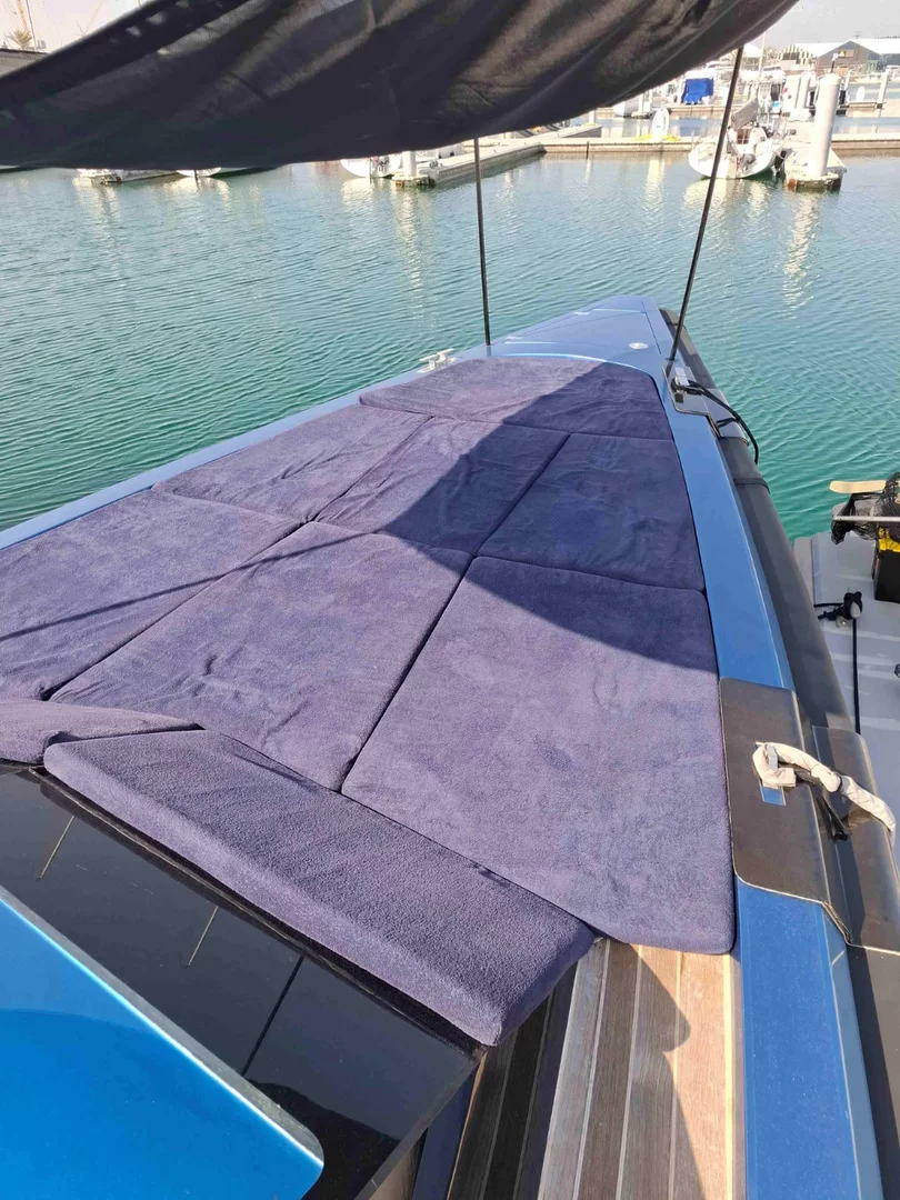 Yacht gallery image