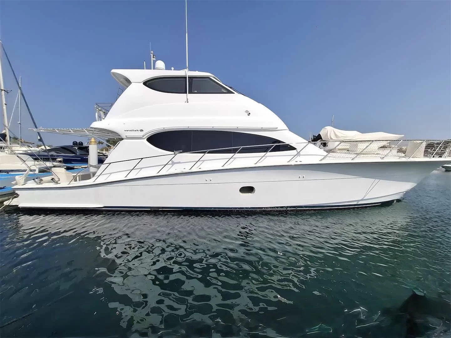 Yacht gallery image