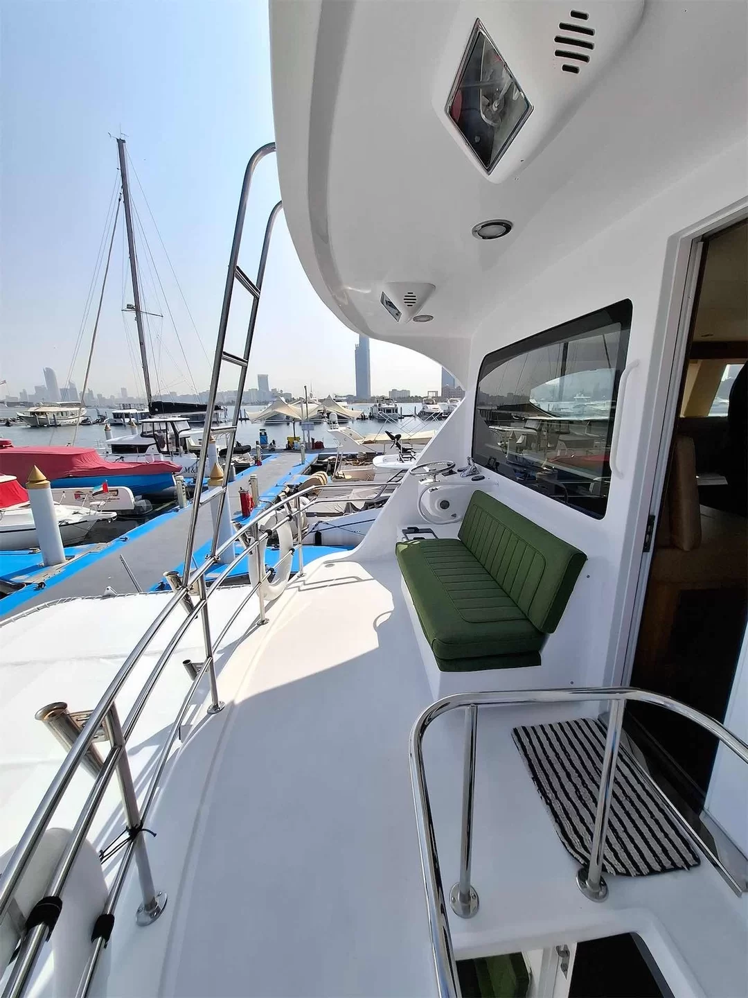 Yacht gallery image