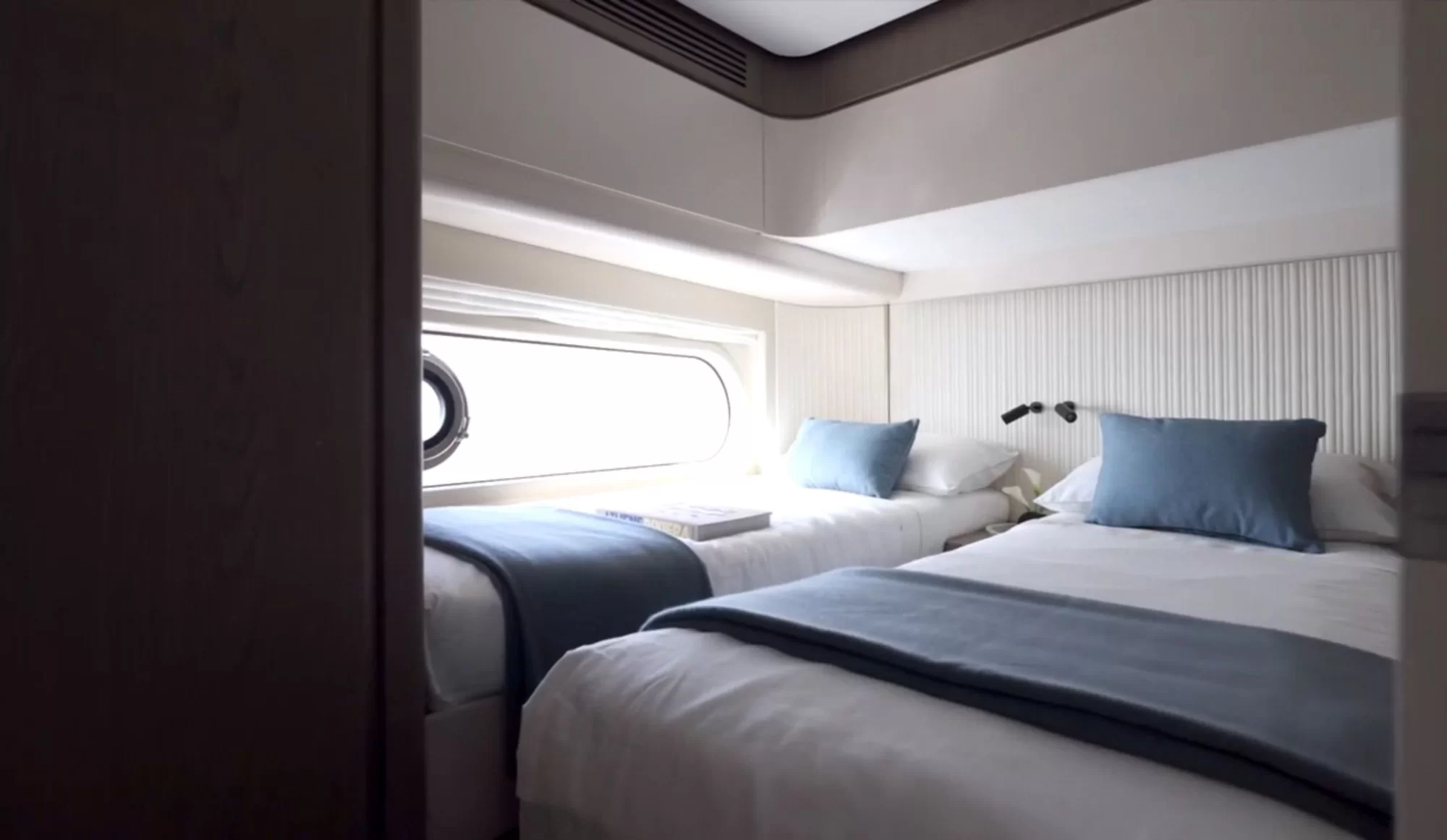 Yacht gallery image