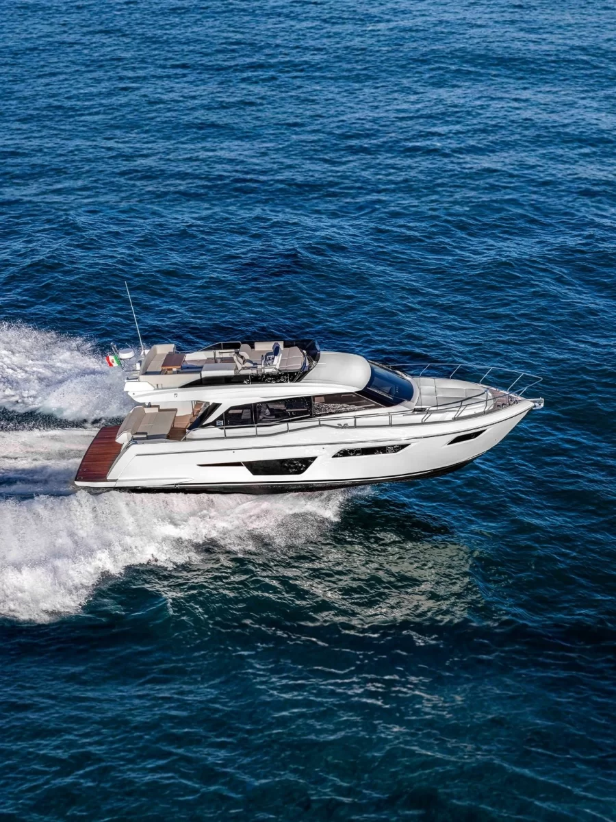 FERRETTI YACHTS 500